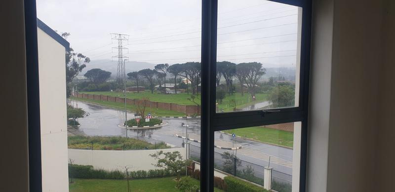 To Let 1 Bedroom Property for Rent in Gordons Bay Western Cape